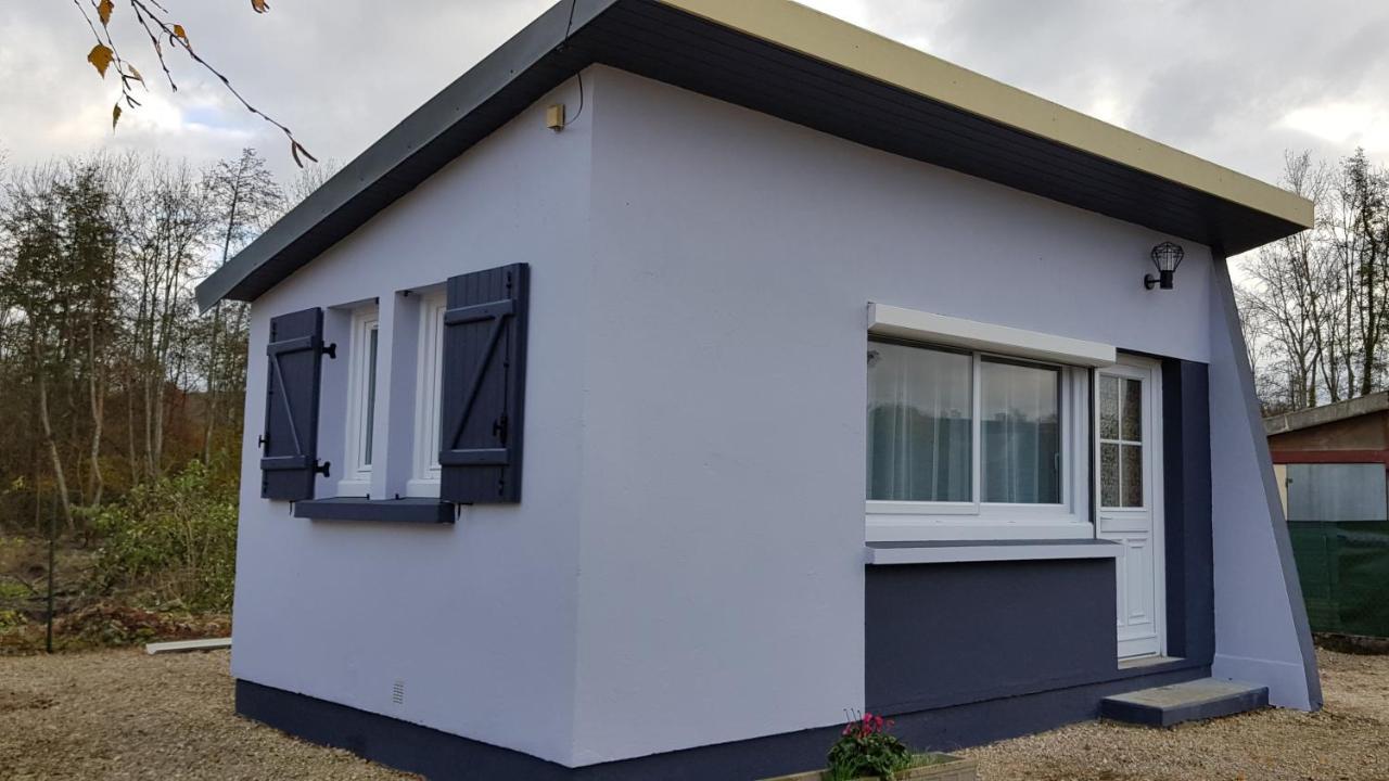 Agreable Petite Maison Proche Joigny Chamvres Exteriör bild